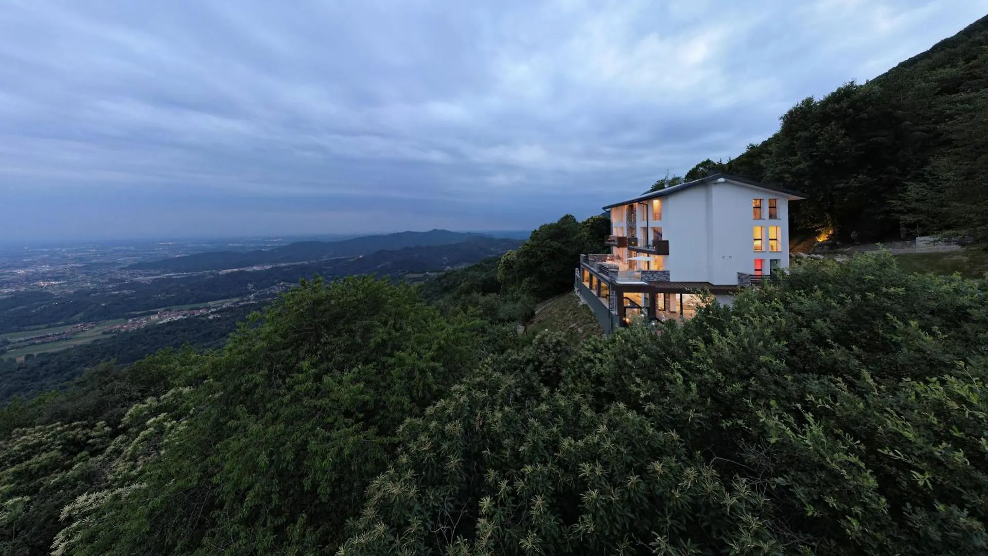 Villa Loft Experience Amore O Psyche A Carobais 7 Roncola Italia